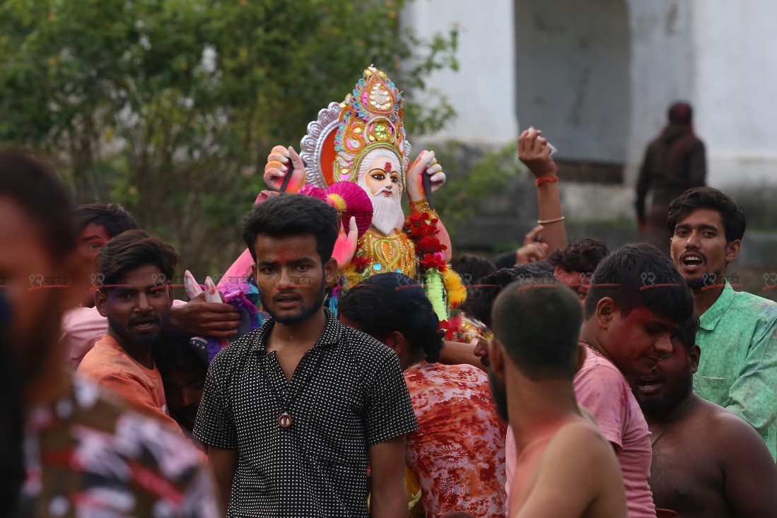 विश्वकर्माको मूर्ति विसर्जन (तस्बिरहरू)